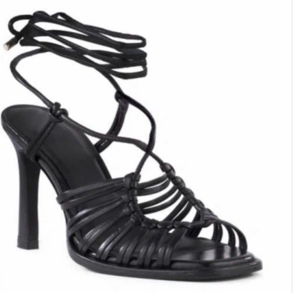 Seychelles black Silver Lace-Up Heels